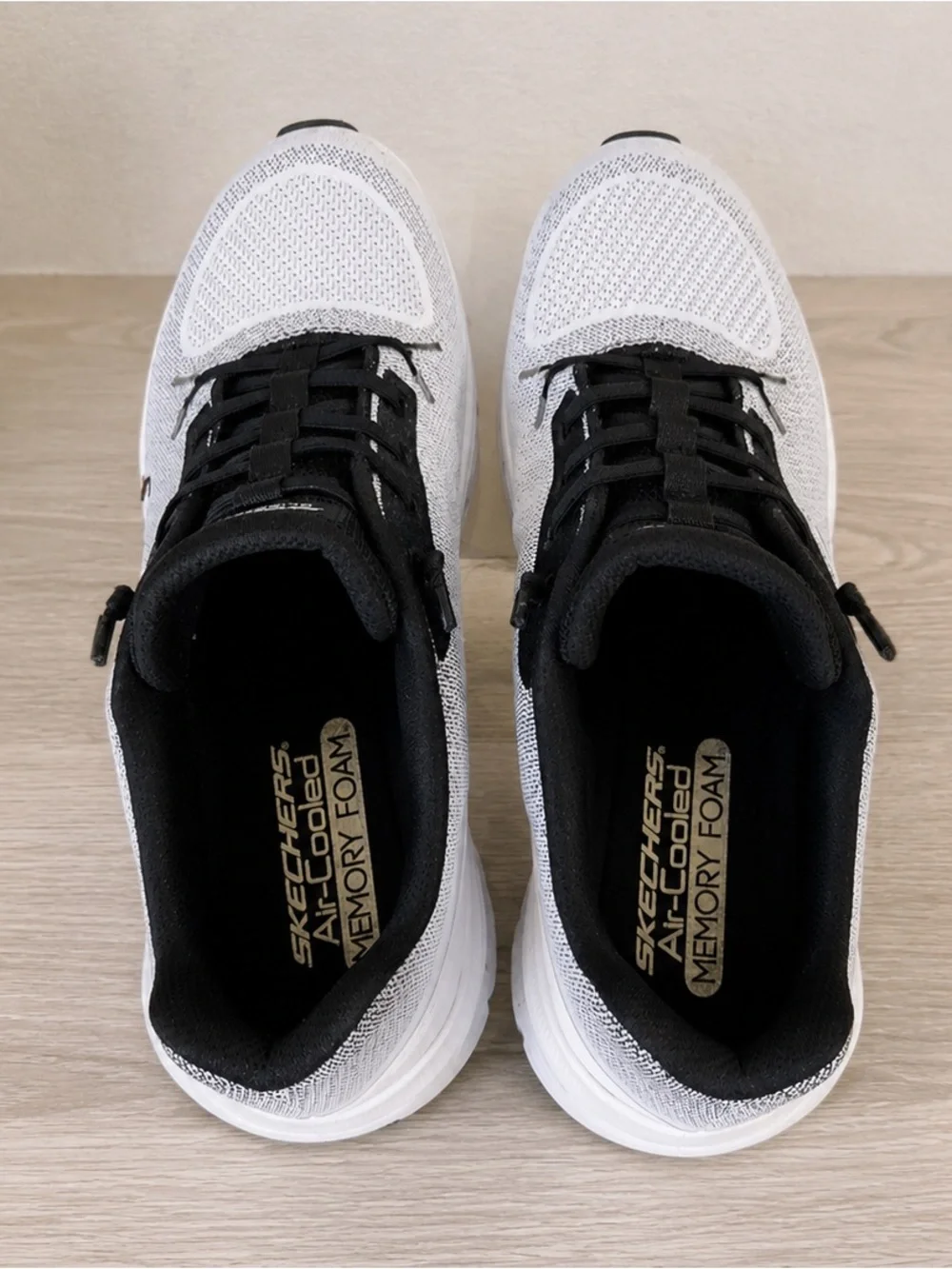 Skechers Glide-Step Black and White Athletic Shoes